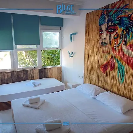 Bilge Alaçatı Butik Otel *